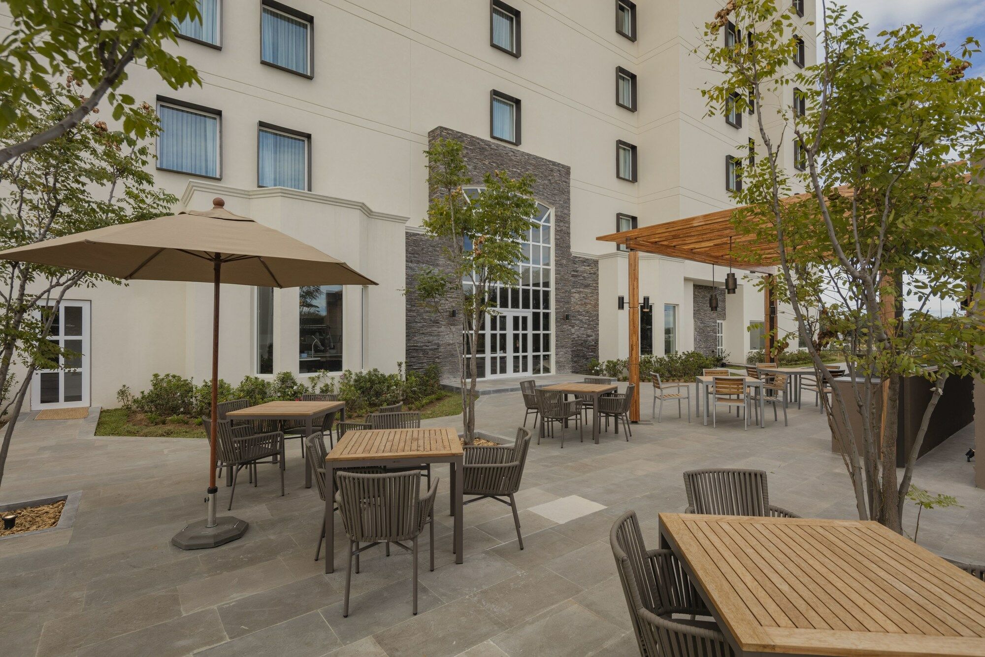 Staybridge Suites Silao By Ihg Exterior photo
